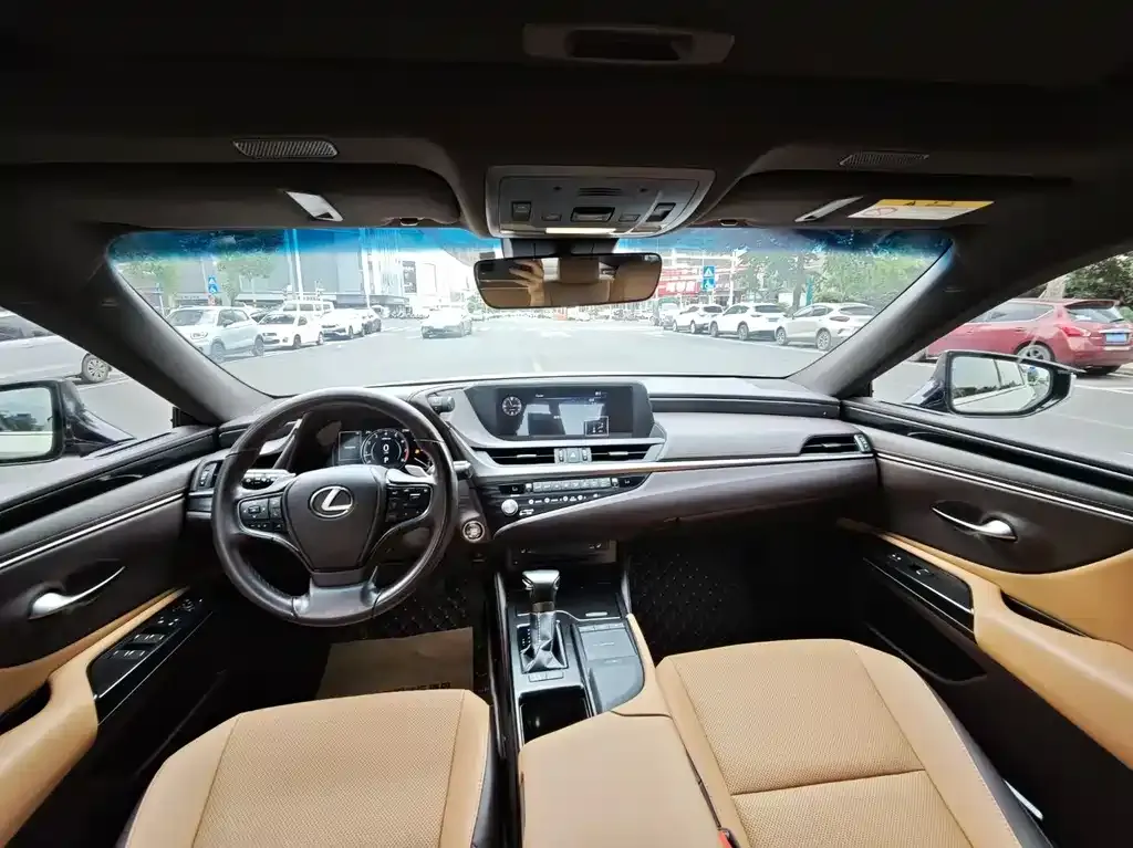 Lexus ES 2021 из CN, фото 5