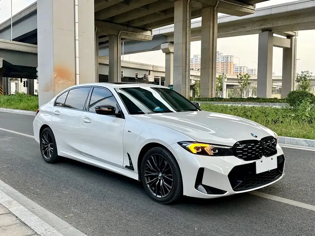 BMW 3 Series 2023 из CN, фото 3