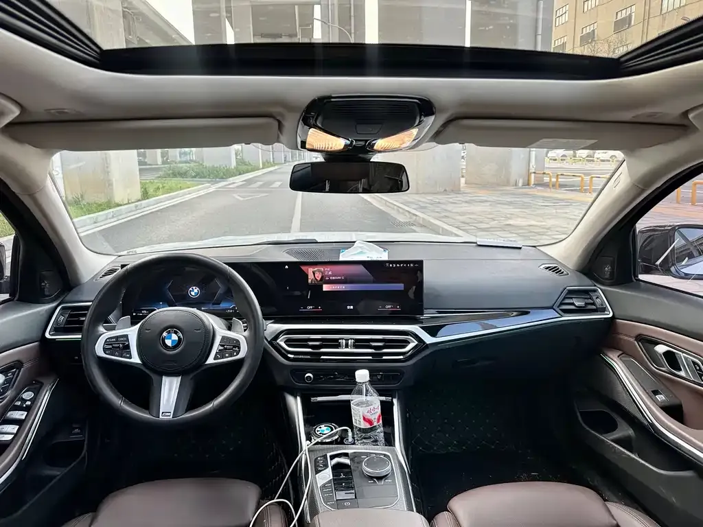 BMW 3 Series 2023 из CN, фото 9