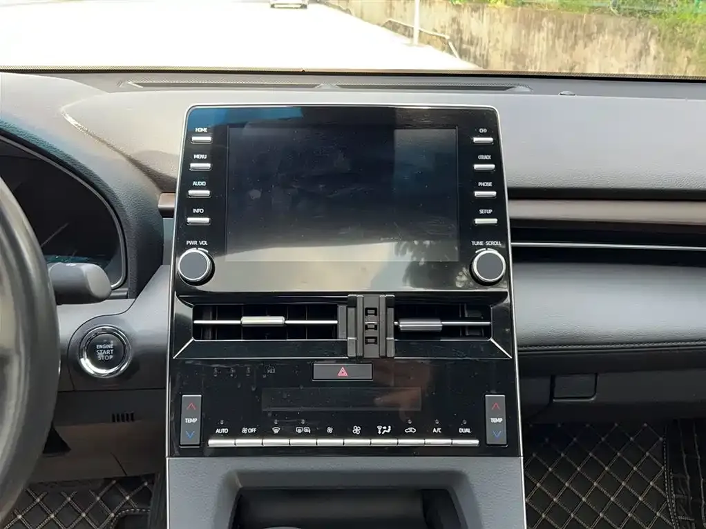 Toyota Avalon 2022 из CN, фото 5