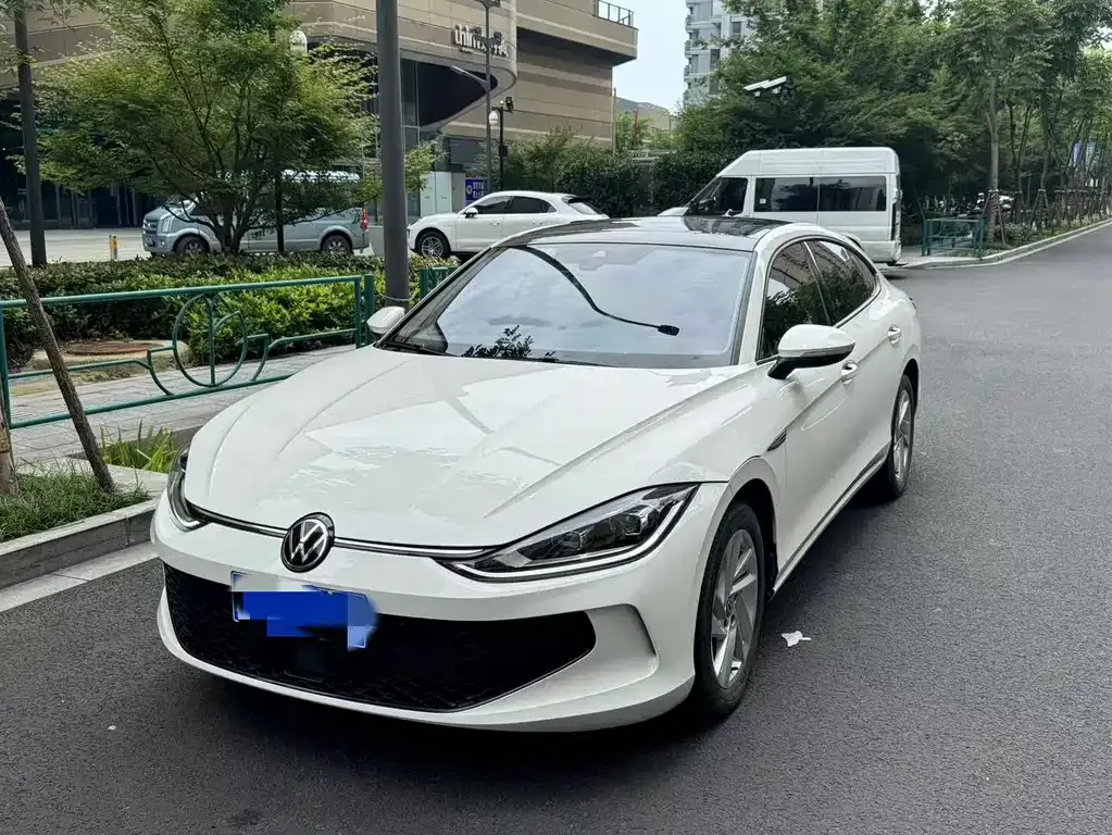 Volkswagen Lamando 2023 из CN, фото 1