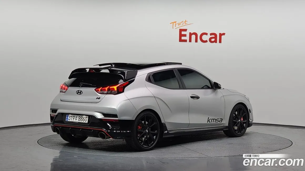 Hyundai Veloster — фото 2