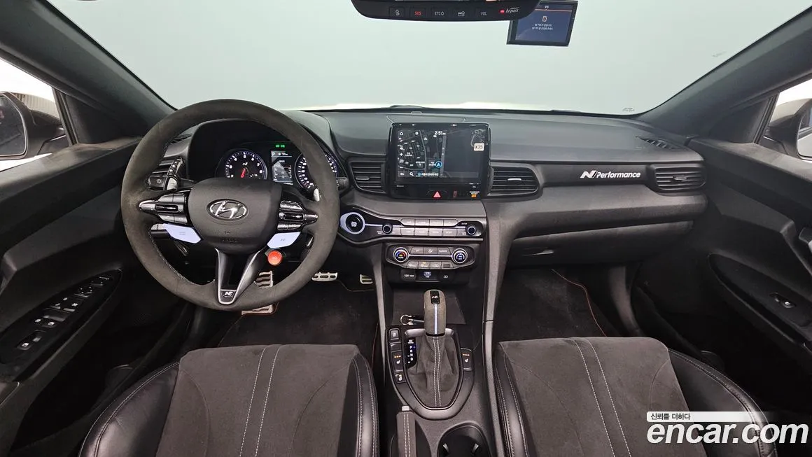 Hyundai Veloster — фото 7