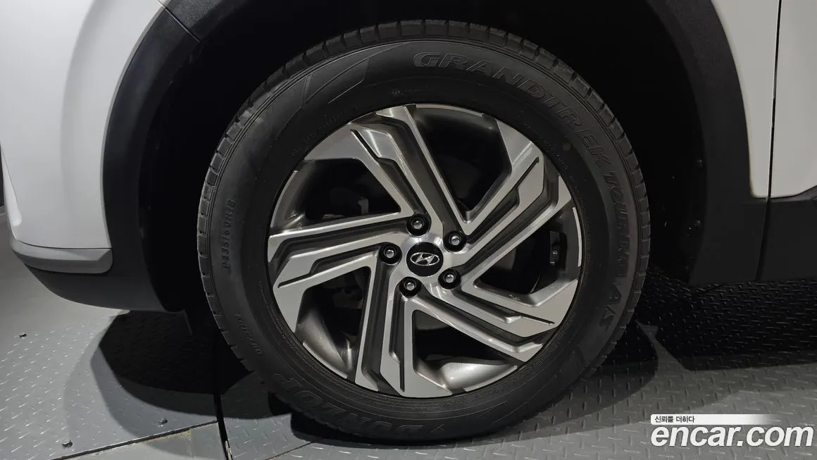 Hyundai Santafe — фото 5