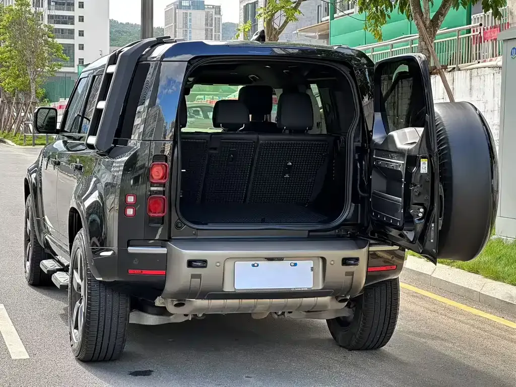 Land Rover Defender 2024 из CN, фото 8
