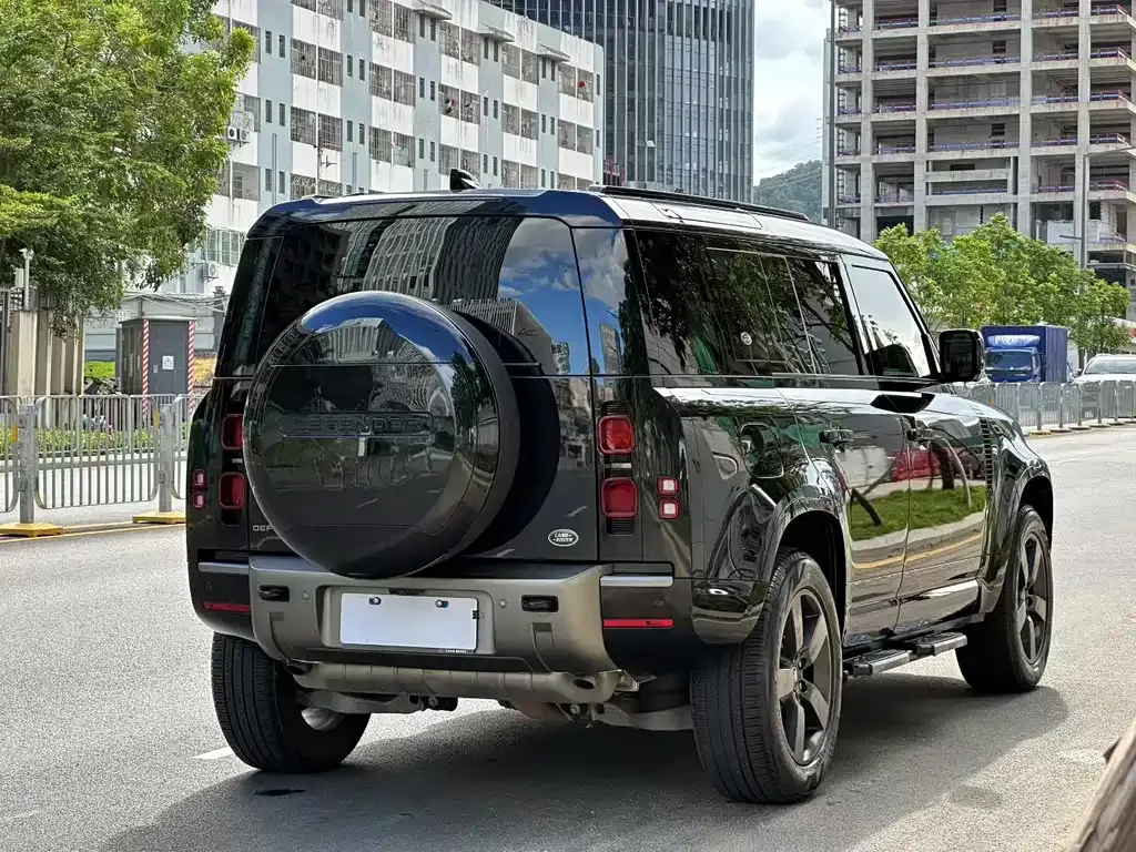 Land Rover Defender 2024 из CN, фото 9