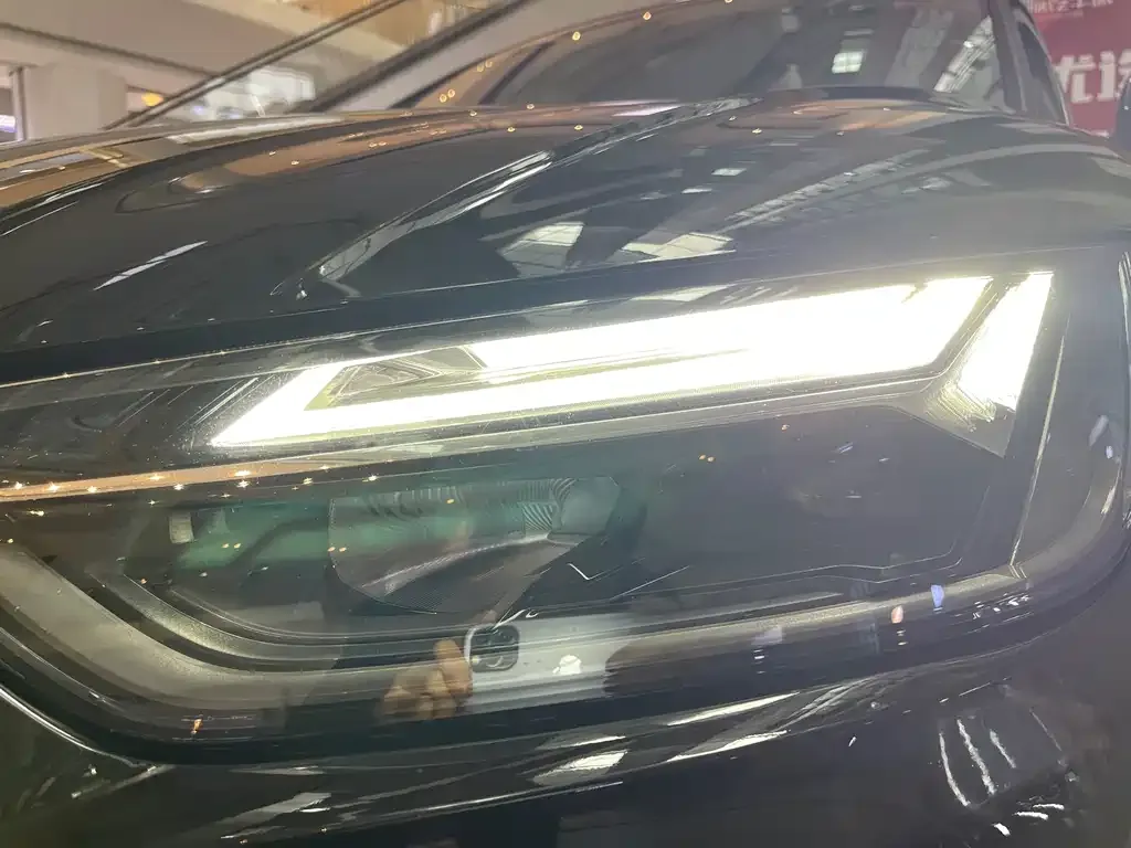 Audi Q5L 2023 из CN, фото 4