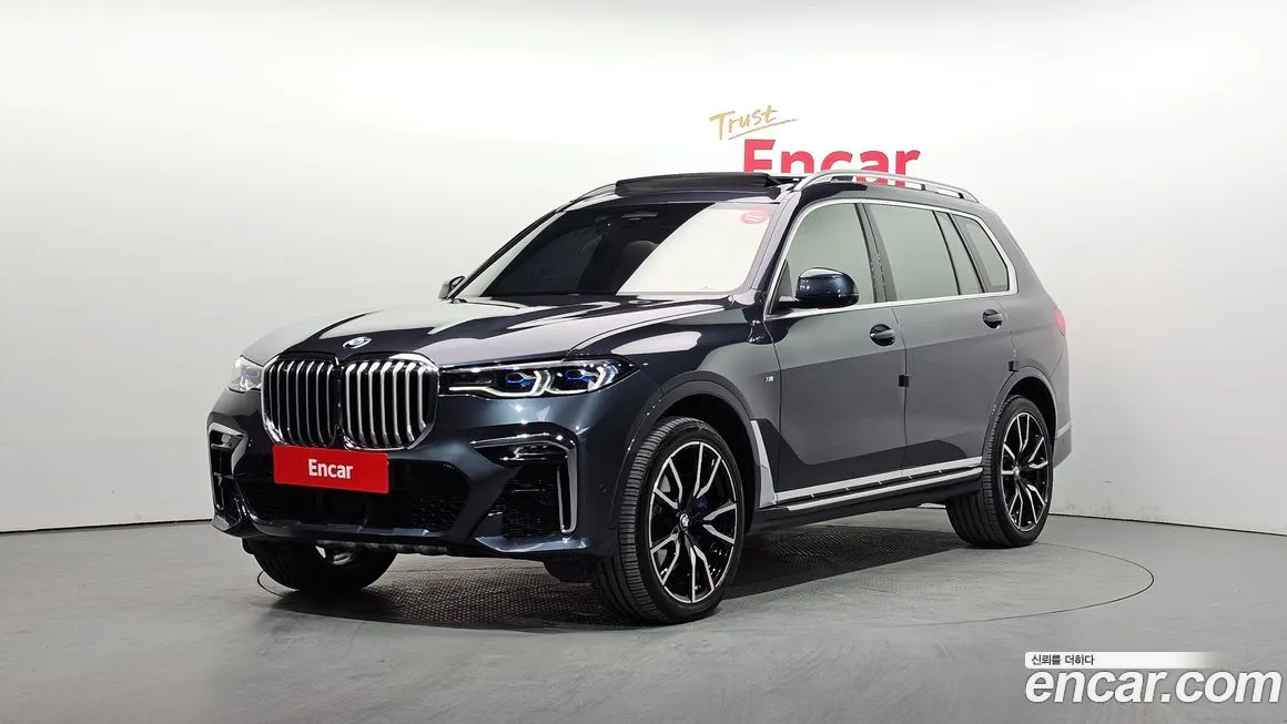 BMW X7 — фото 1