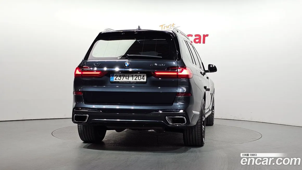 BMW X7 — фото 4