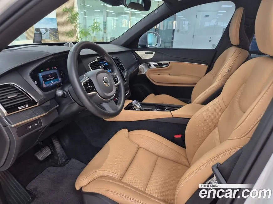 Volvo XC90 2025 из KR, фото 10