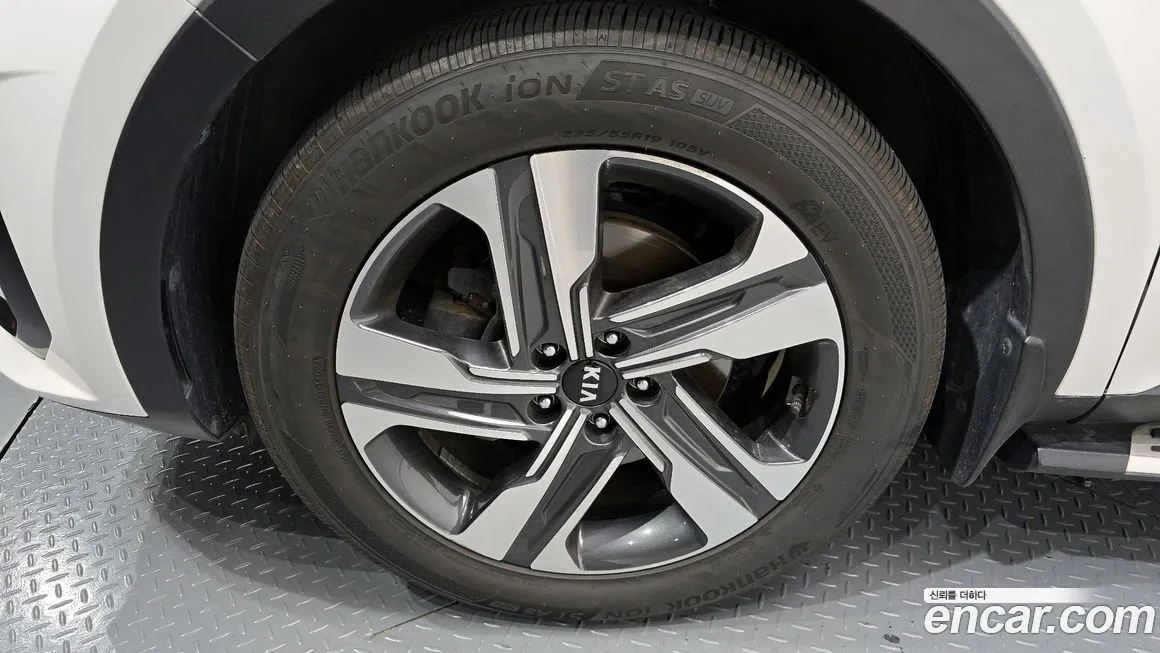 Kia Sorento — фото 5