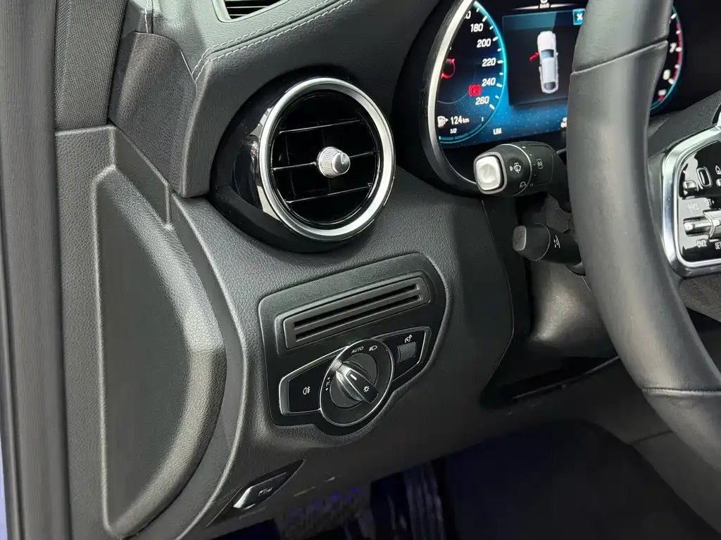 Mercedes-Benz GLC Coupe 2023 из CN, фото 8