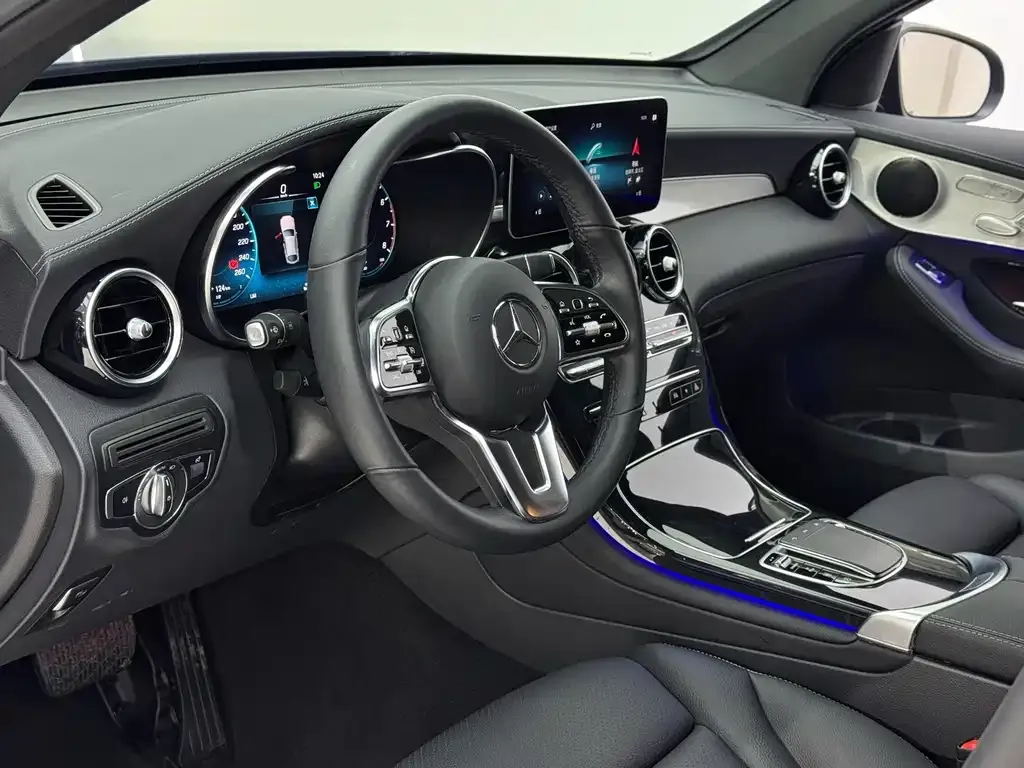Mercedes-Benz GLC Coupe 2023 из CN, фото 9