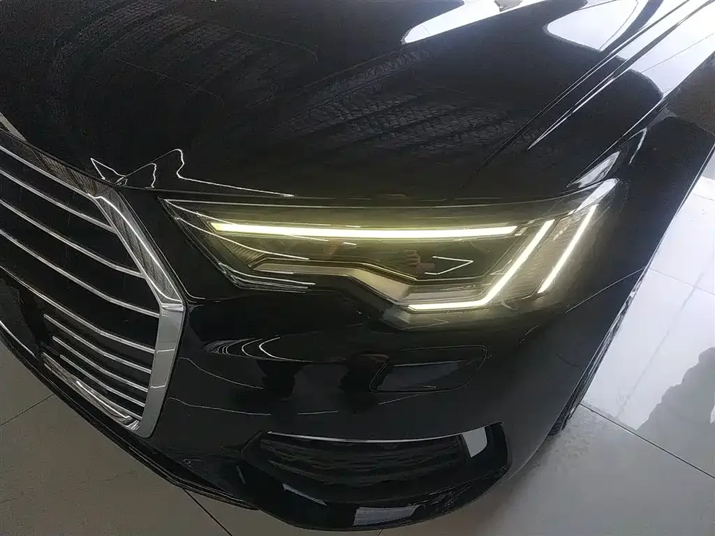 Audi A6L 2021 из CN, фото 7
