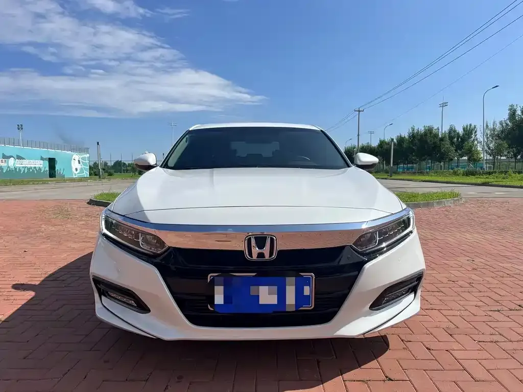 Honda Accord — фото 3