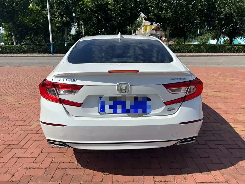 Honda Accord — фото 4