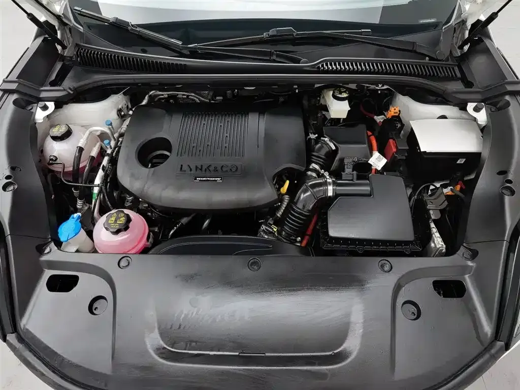 Lynk & Co 06 EM-P 2024 из CN, фото 6