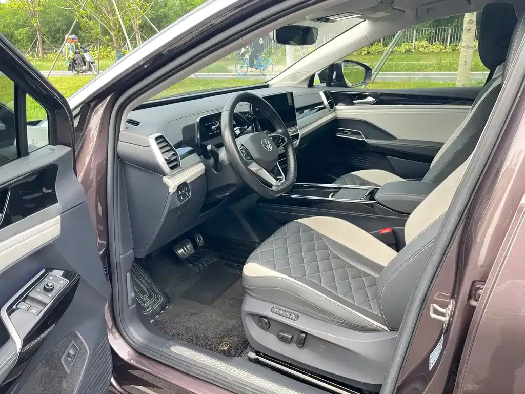 [object Object] ID.6 Crozz 2021 из CN, фото 9