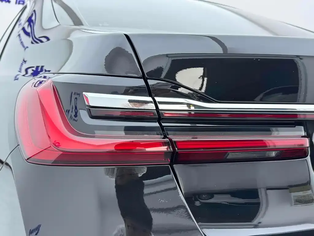 BMW 7 Series 2022 из CN, фото 10