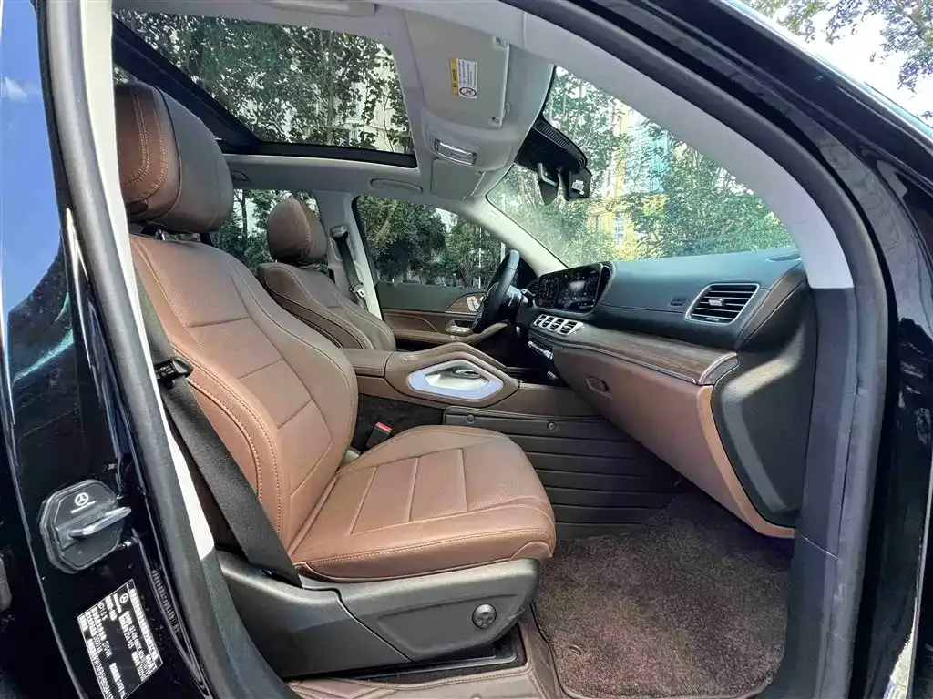 Mercedes-Benz GLE — фото 10
