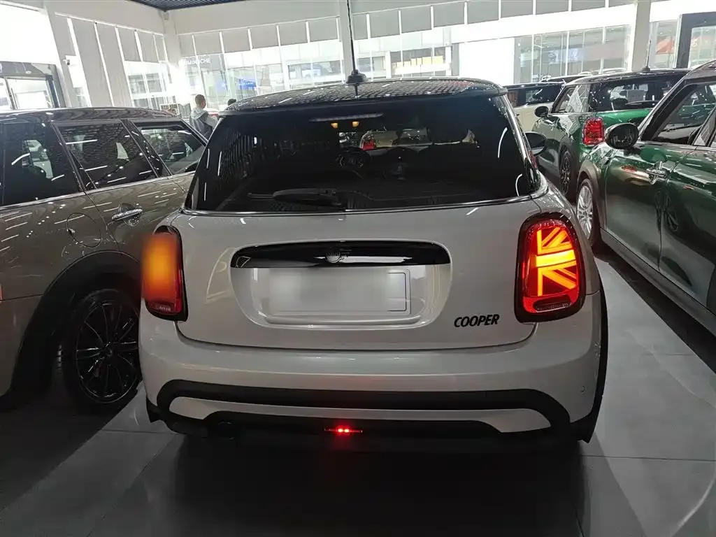 MINI Cooper (3-door) 2021 из CN, фото 6