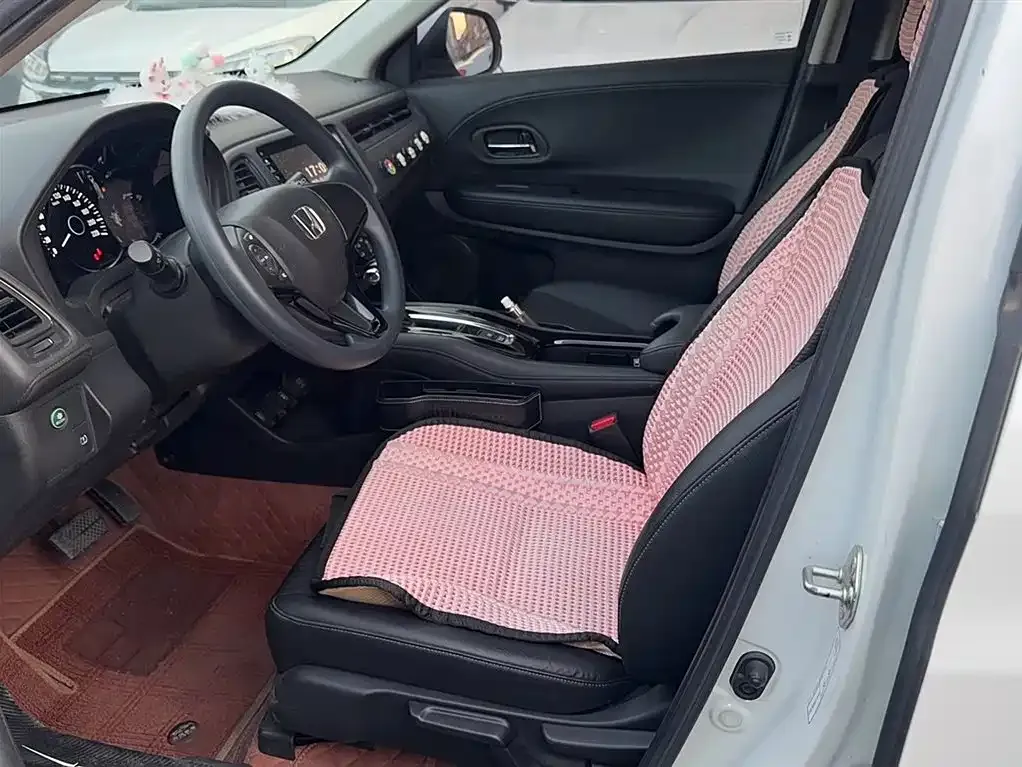 Honda Vezel 2021 из CN, фото 10