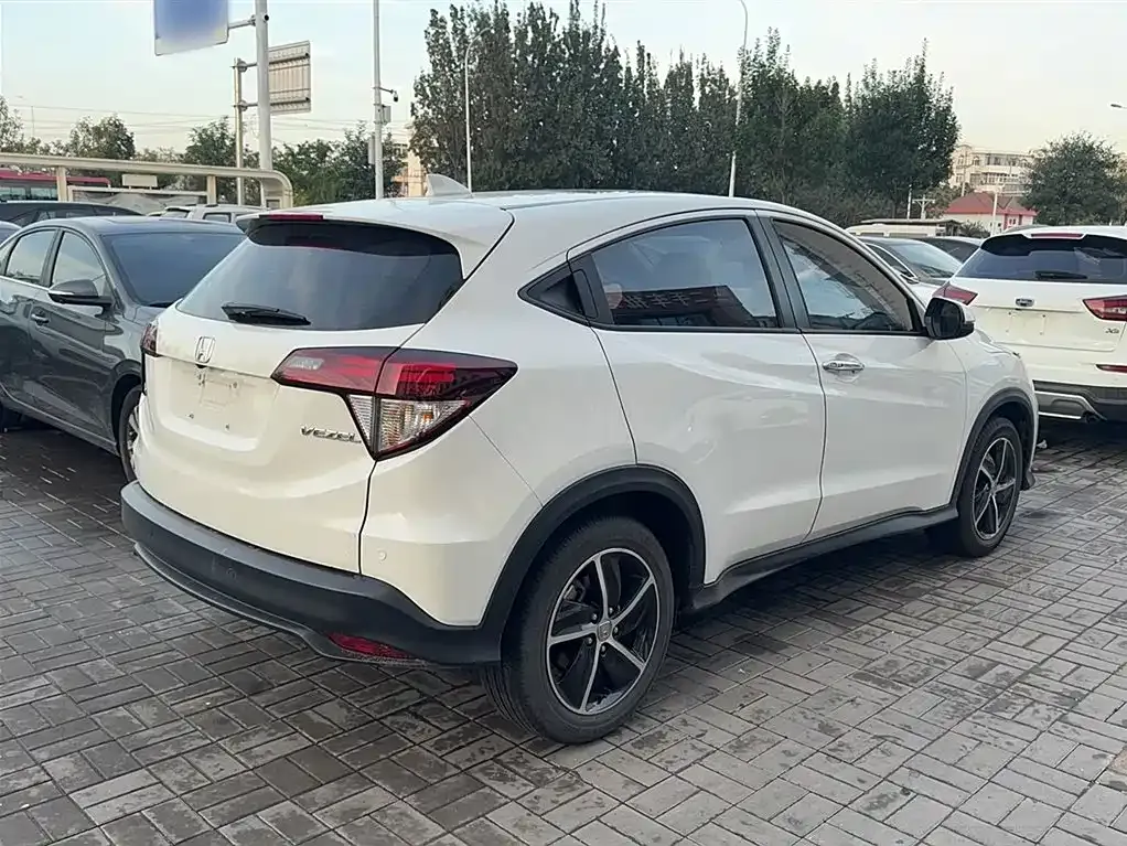 Honda Vezel 2021 из CN, фото 9