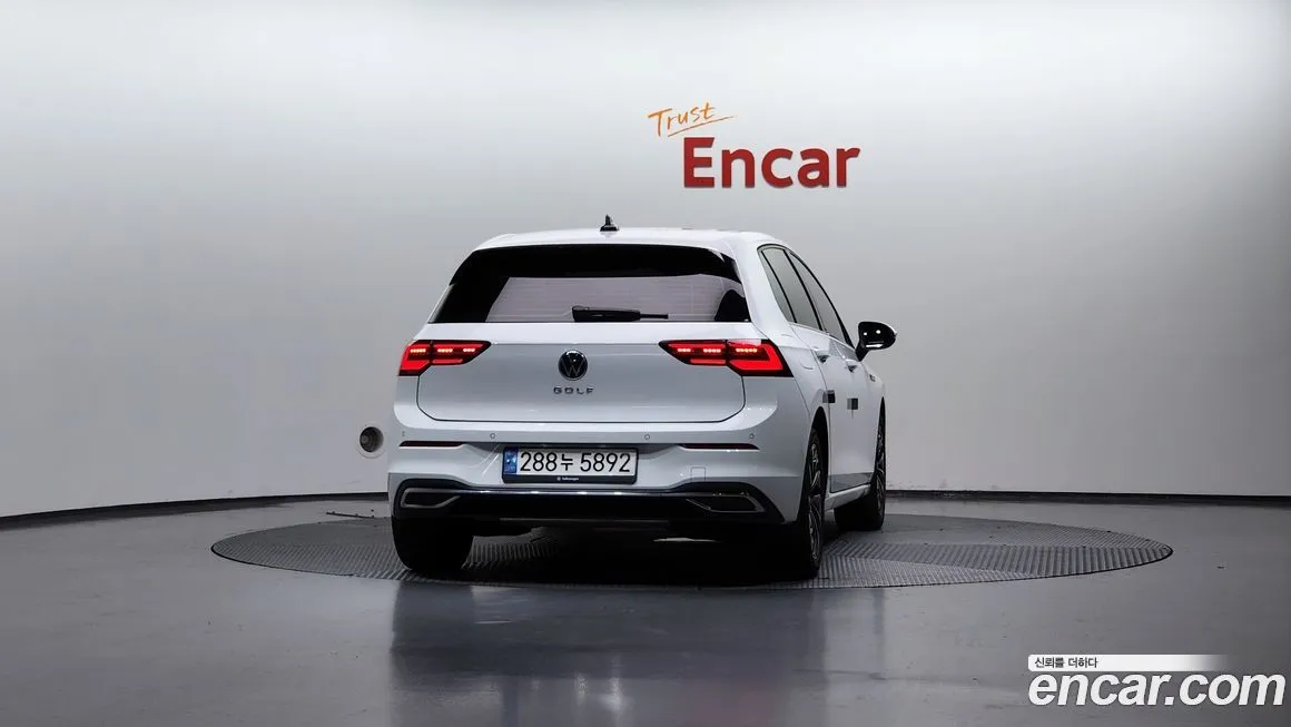 Volkswagen Golf 2022 из KR, фото 4