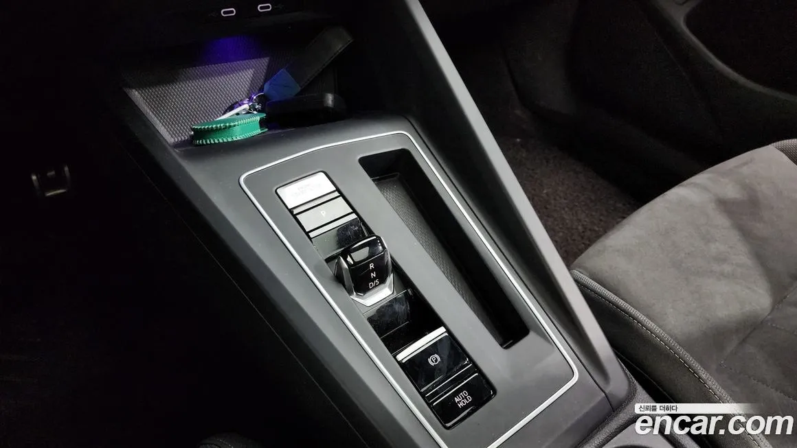 Volkswagen Golf 2022 из KR, фото 9