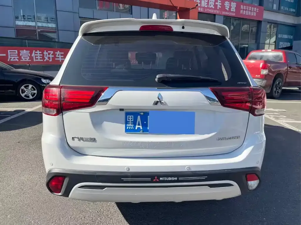 Mitsubishi Outlander 2021 из CN, фото 5