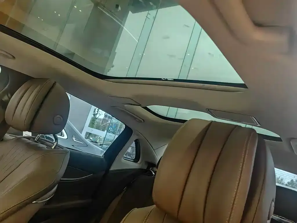 Mercedes-Benz E-Class 2022 из CN, фото 7
