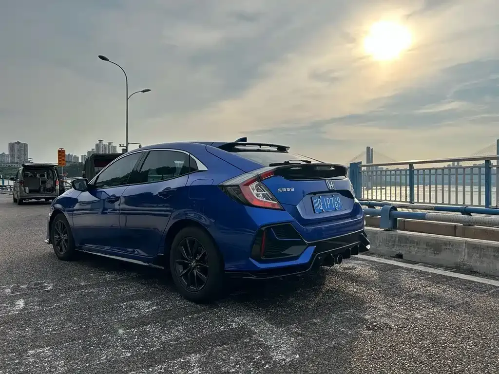 Honda Civic — фото 4