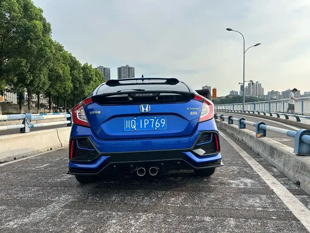 Honda Civic — фото 5