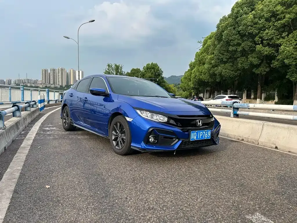 Honda Civic — фото 8