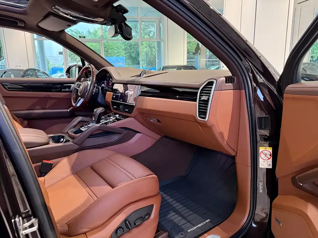 Porsche Cayenne 2022 из CN, фото 8