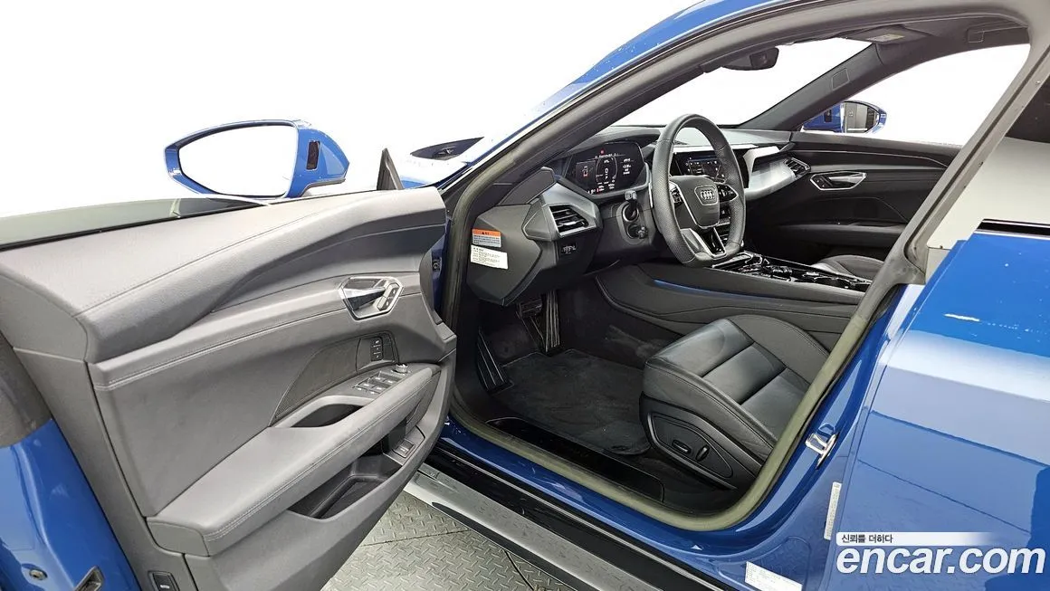 Audi e-tron GT 2022 из KR, фото 10