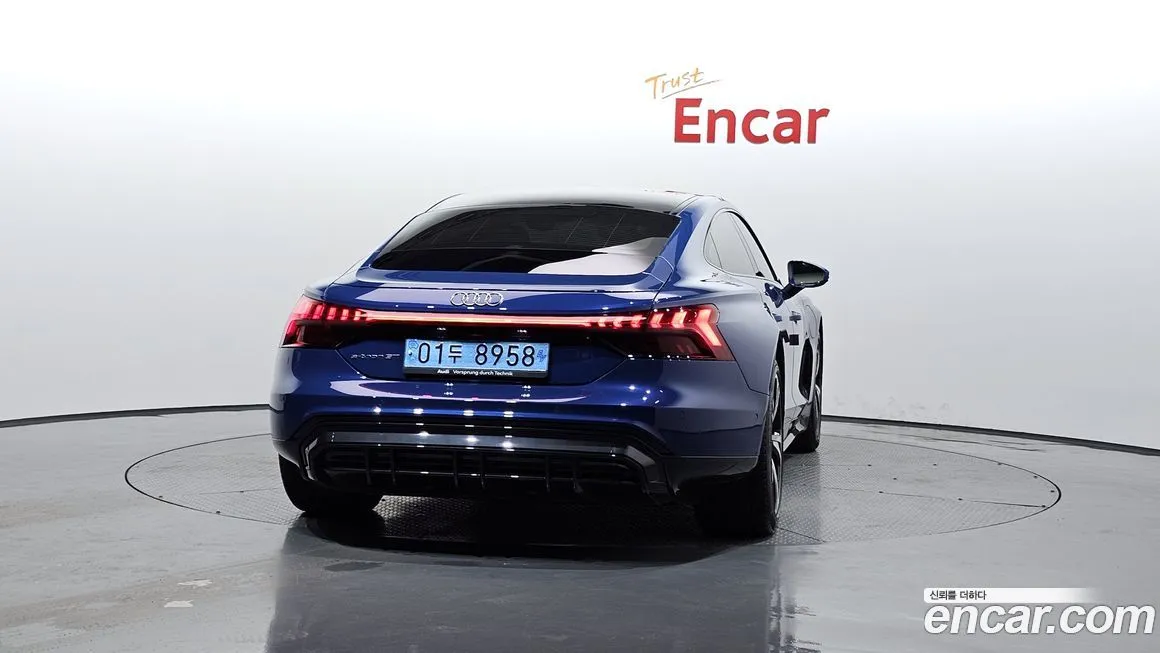 Audi e-tron GT 2022 из KR, фото 4