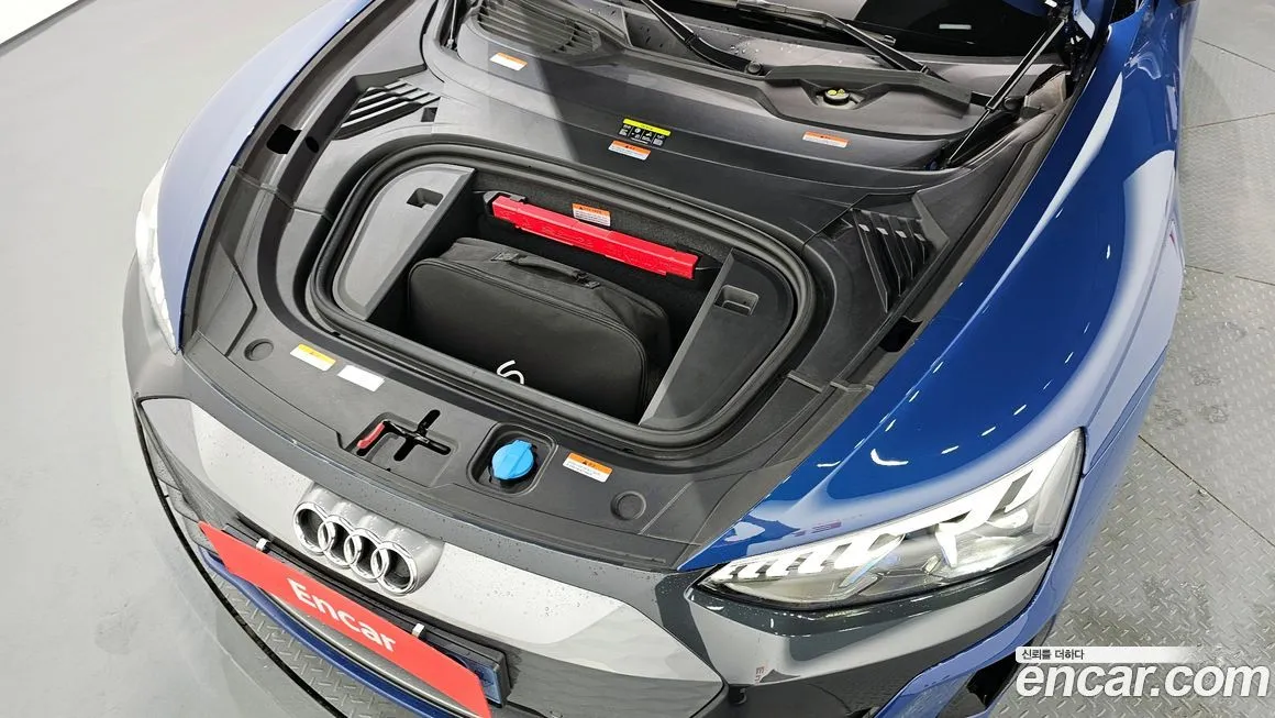 Audi e-tron GT 2022 из KR, фото 6