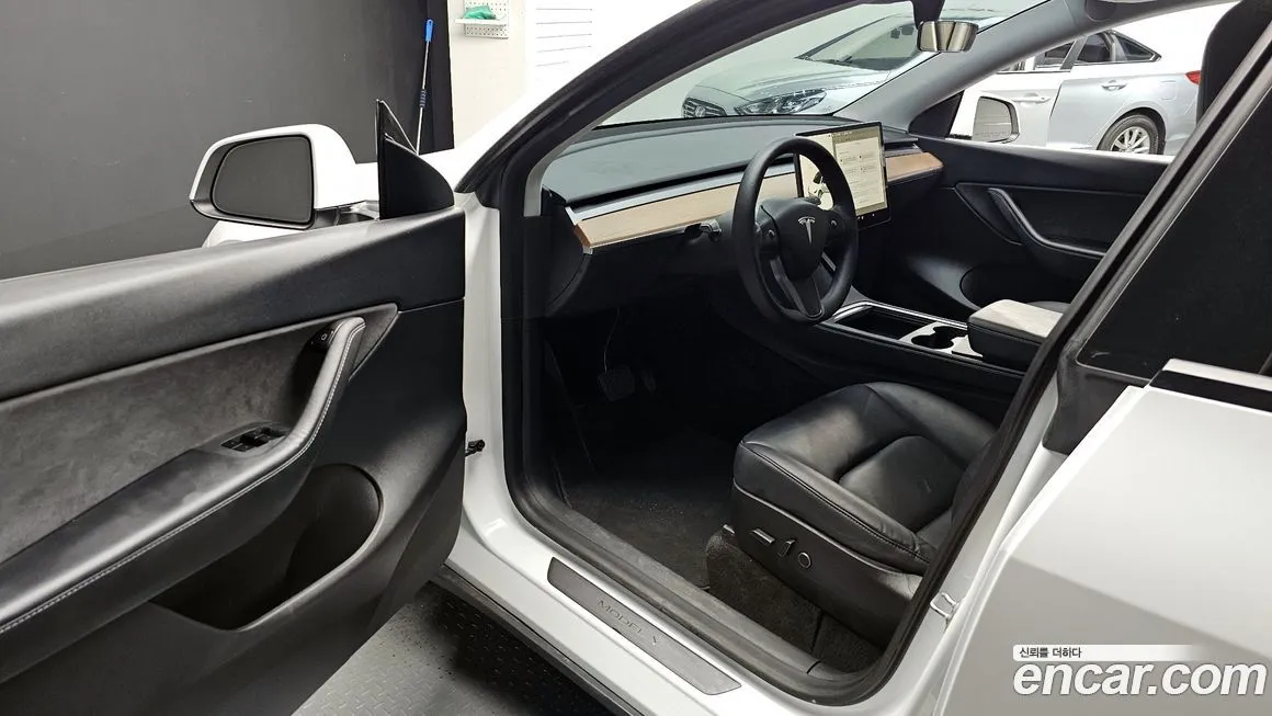 Tesla Model Y 2021 из KR, фото 10