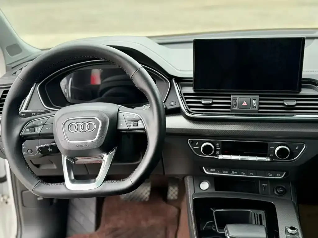 Audi Q5L 2022 из CN, фото 8