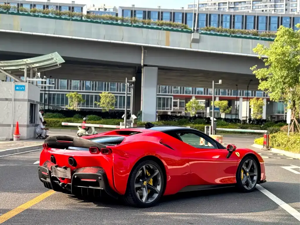 Ferrari SF90 2023 из CN, фото 6