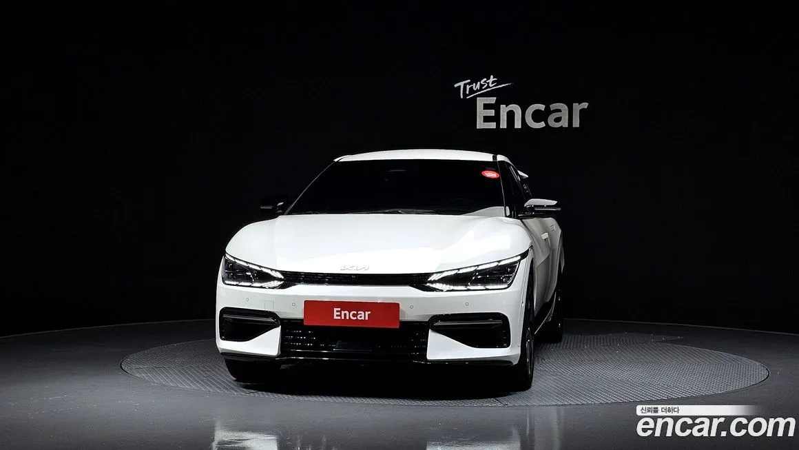 Kia EV6 2023 из KR, фото 3