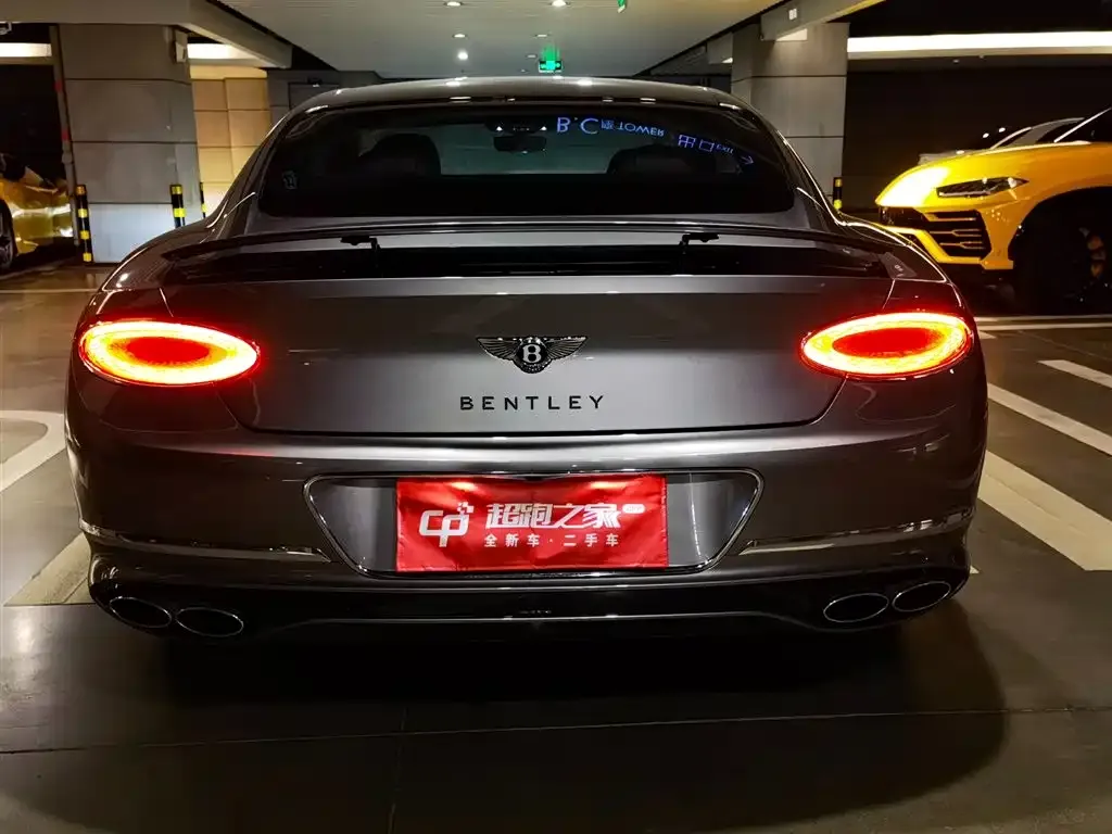 Bentley Continental 2022 из CN, фото 5