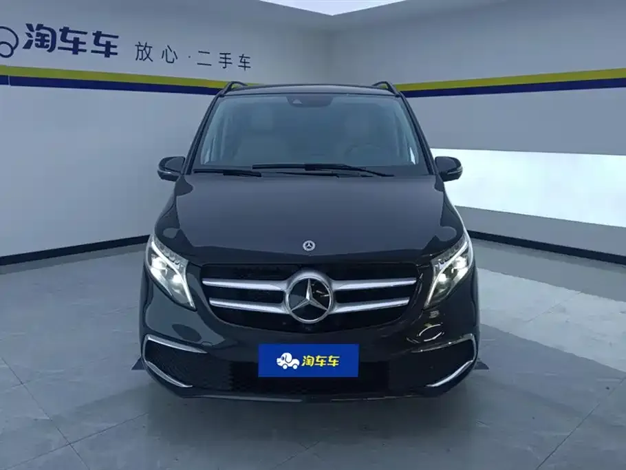 Mercedes-Benz V-Class 2022 из CN, фото 2