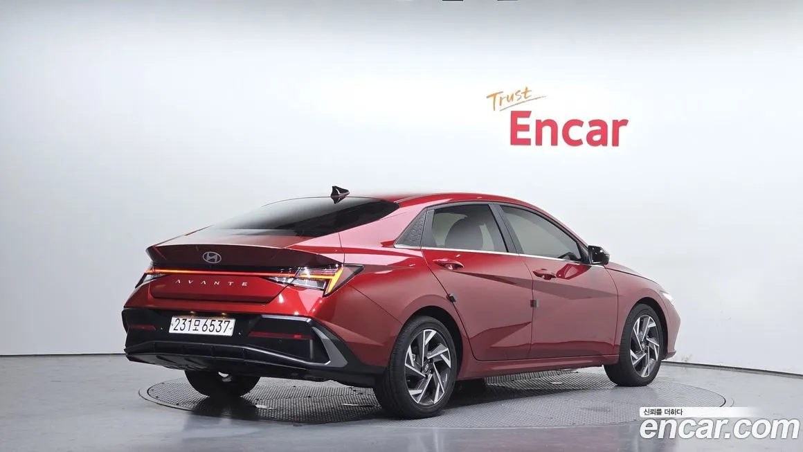 Hyundai AVANTE — фото 2