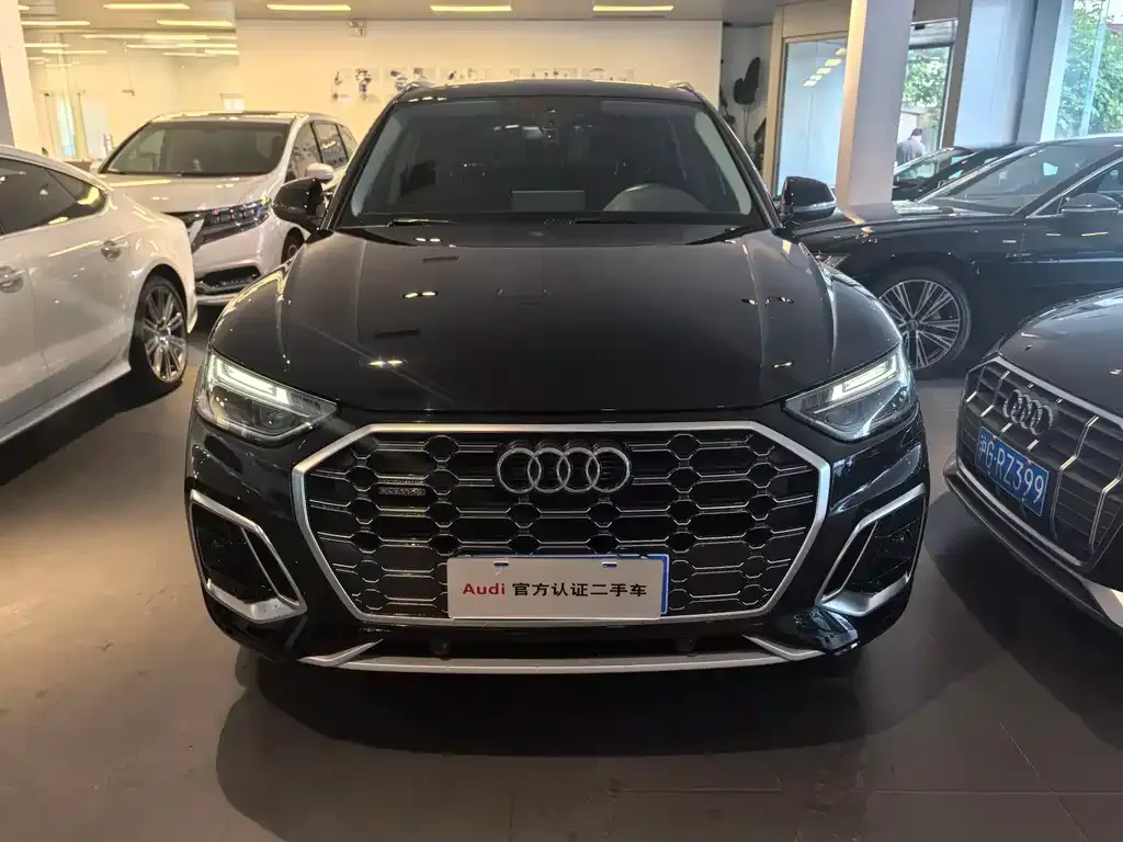 Audi Q5L 2022 из CN, фото 3
