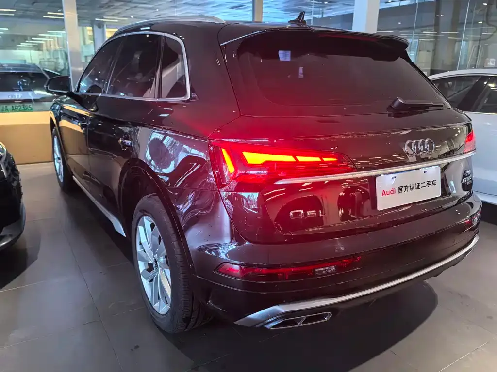 Audi Q5L 2022 из CN, фото 6