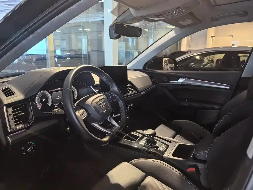 Audi Q5L 2022 из CN, фото 7