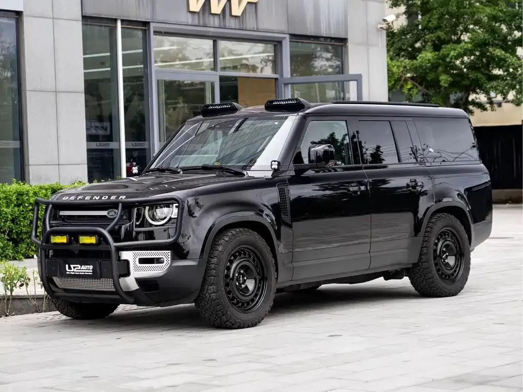 Land Rover Defender — фото 1