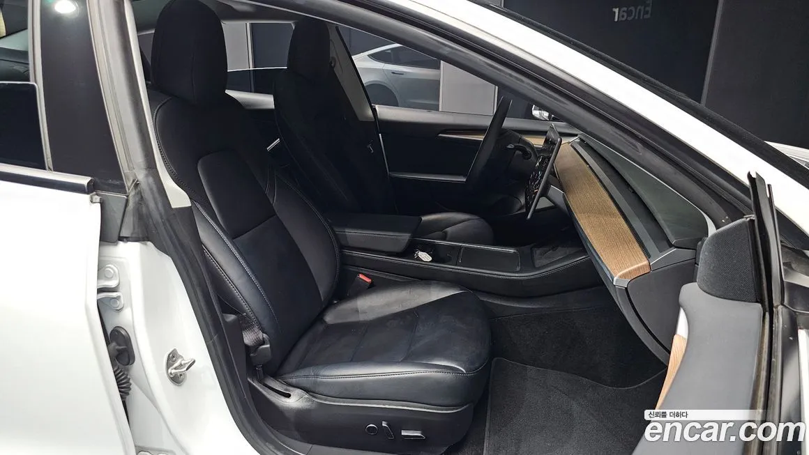 Tesla Model 3 2021 из KR, фото 10